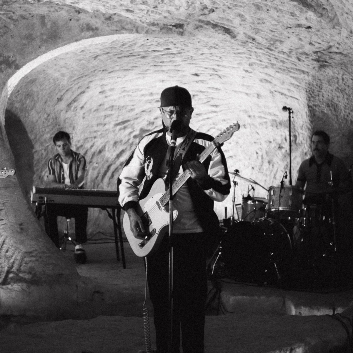 Bientôt du nouveau 📽️
📸 Maxime Danilo 
#MusicVideo