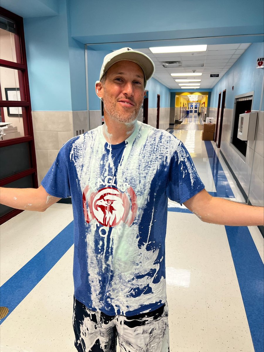 National Principal Appreciation Month gives us the perfect opportunity to express gratitude to our devoted leader, Mr. Snyder. Thank you for fostering an environment where we thrive and SOAR!  #CelebrateKISD #EagleSoar