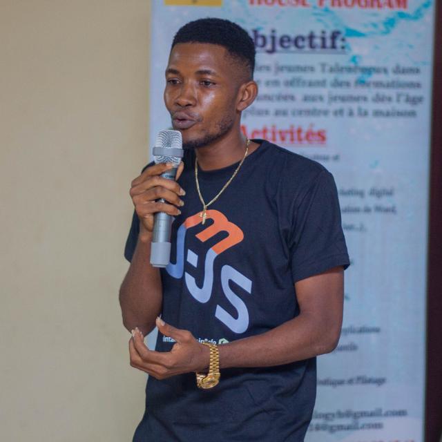 0xWeb3DevRel's tweet image. Applying for DevRel Uni Cohort 6
I'm excited to explore how #DevRel can create meaningful connections between devs and tech. With my background in Web3 & community Builder, I’m eager to learn, grow, and contribute!
@DevrelUni, let's build the future together
#Web3 #Blockchain