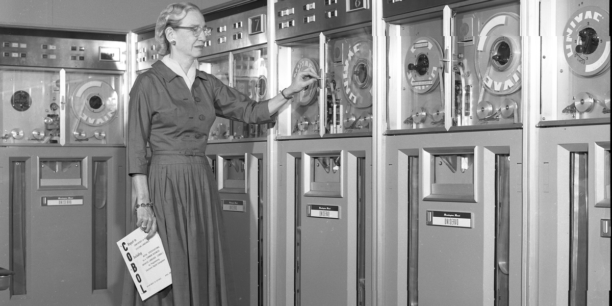 efipm's tweet photo. From #PunchCards to #Python Grace Hopper’s A-0 compiler paved the way for modern #programming languages

https://t.co/kE29iG11Hc

#coding #programmers #developers #GraceHopper #ProgrammingLanguages #WomenInTech #code https://t.co/A2TBSk6Dw0