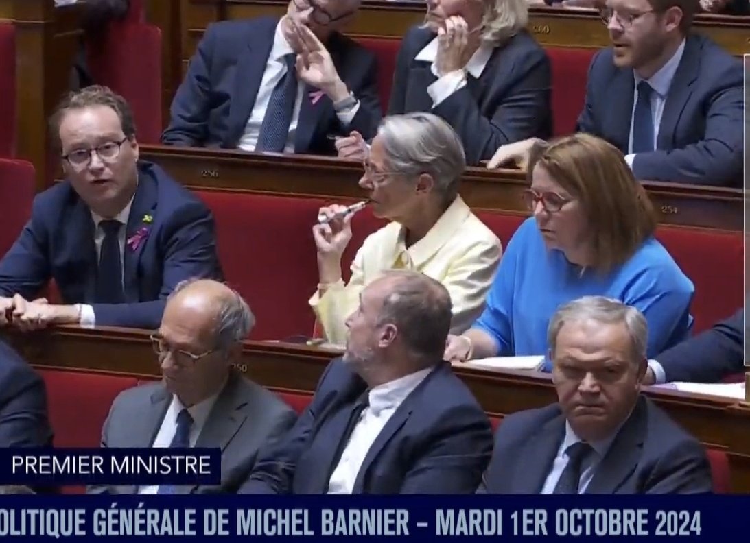 Paul Doumer Jr. 🇺🇦🎗🇮🇱 (@doumerjr) on Twitter photo <a href="/Elisabeth_Borne/">Élisabeth BORNE</a>, l'hémicycle et l'ensemble de l'AN sont des lieux non-fumeurs ! De quel droit vous réclamez-vous pour vous affranchir de cette règle ? Donnez l'exemple aux Français, stoppez cette attitude désinvolte ! #DirectAN <a href="/Elisabeth_Borne/">Élisabeth BORNE</a>, l'hémicycle et l'ensemble de l'AN sont des lieux non-fumeurs ! De quel droit vous réclamez-vous pour vous affranchir de cette règle ? Donnez l'exemple aux Français, stoppez cette attitude désinvolte ! #DirectAN
