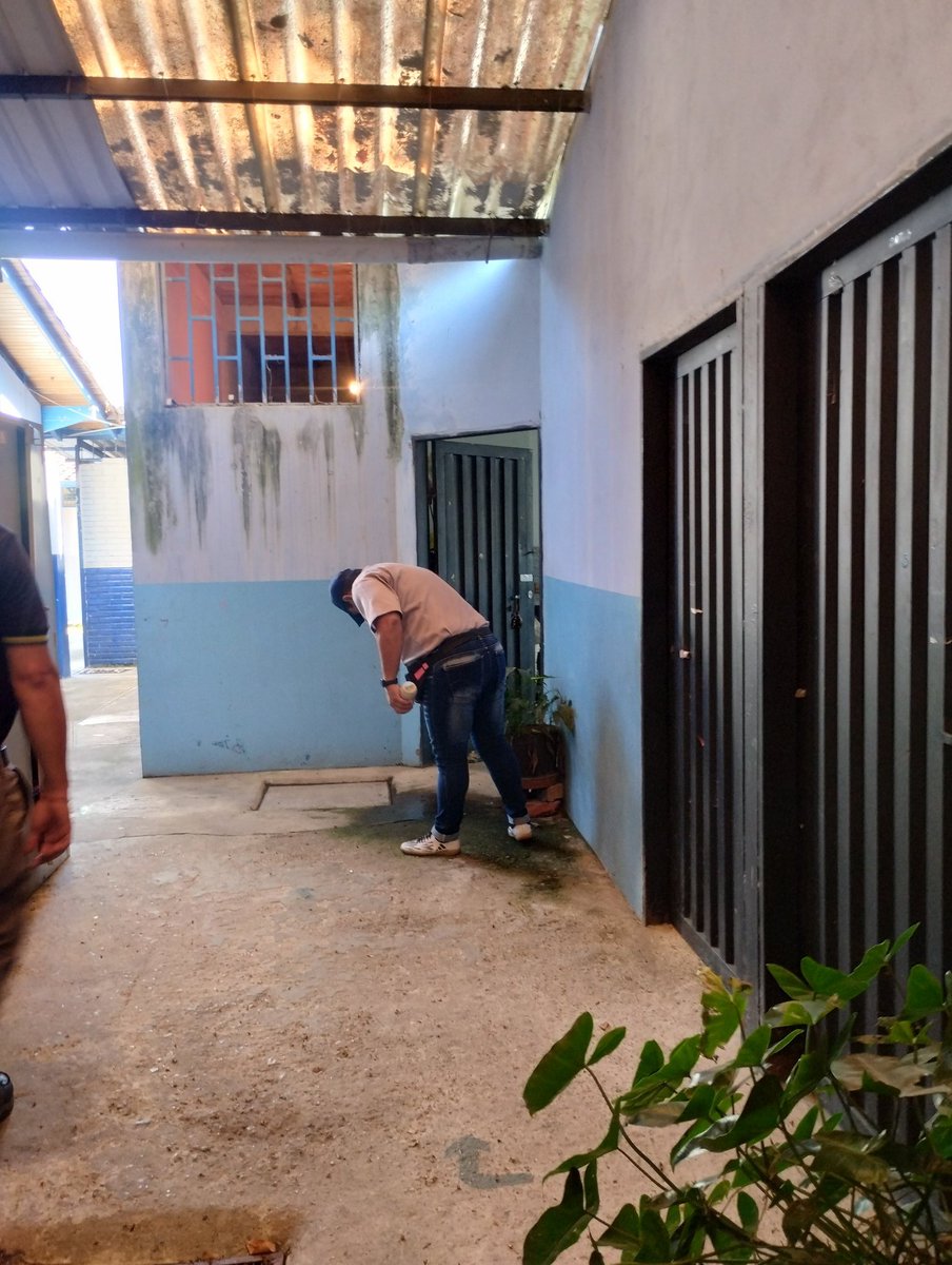 En Desarrollo/ Funcionarios de la Unidad de Malariología acudieron a la institución para inspeccionar las posibles áreas y focos de proliferación de larvas y zancudos @MPPEDUCACION <a href="/MinSaludVE/">MPPSalud</a>