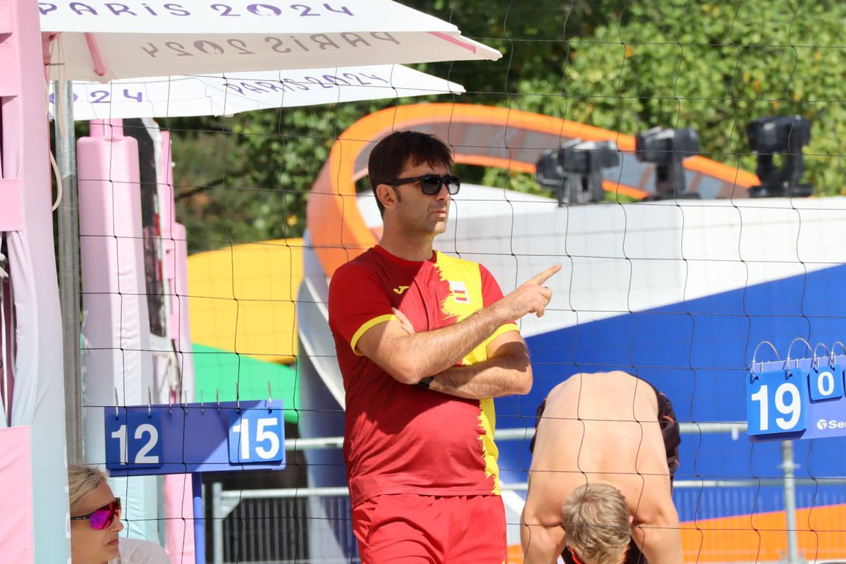 👨🏻‍🏫🏐 Nuestro compañero Antonio García de Alcaraz es noticia! 
👏 Enhorabuena!! 

news.ual.es/deporte/un-pro…
