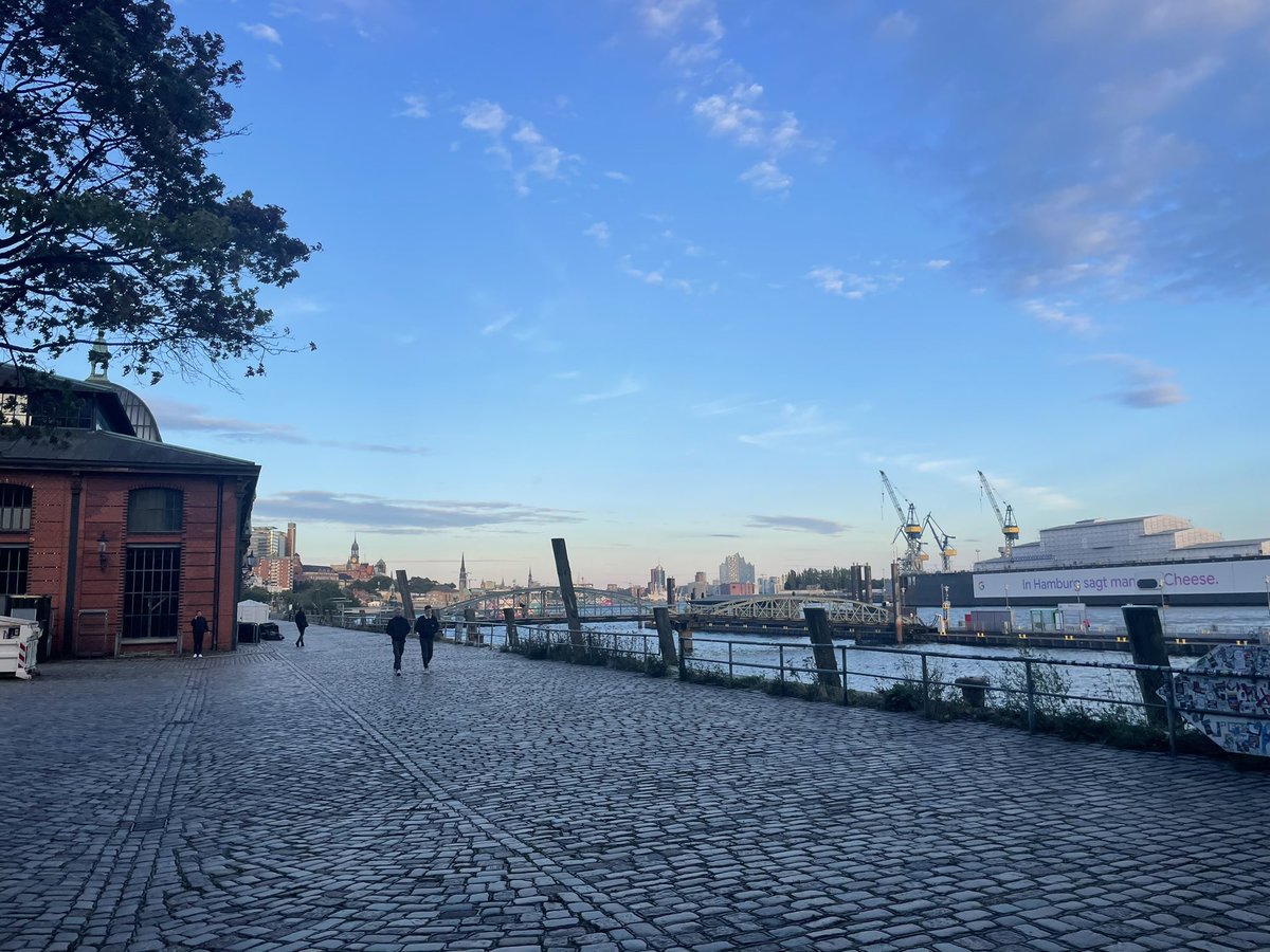 Rosario Tomasello (@tomasel9) on Twitter photo Had an amazing trip to <a href="/UKEHamburg/">UKE Hamburg</a>, discussing #computational approaches to #cognitivefunctions based on #brainstructure.
with <a href="/CCHilgetag/">Claus C Hilgetag</a>, Peter #König, and @FatemehHadaeghi! 🧠
Great exchanges and exciting ideas, thanks so much for having me!😊 Had an amazing trip to <a href="/UKEHamburg/">UKE Hamburg</a>, discussing #computational approaches to #cognitivefunctions based on #brainstructure.
with <a href="/CCHilgetag/">Claus C Hilgetag</a>, Peter #König, and @FatemehHadaeghi! 🧠
Great exchanges and exciting ideas, thanks so much for having me!😊