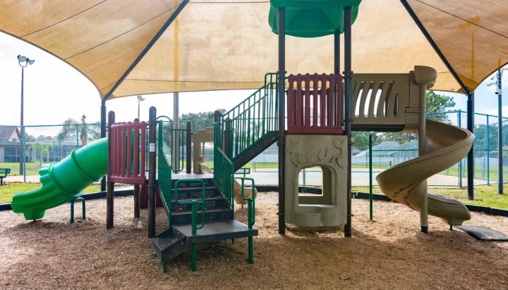 ProPlaygrounds's tweet image. This project included designing and install a new playground system, shade structures, and benches to establish a well-rounded play area for the community.  We focused on creating a space where families can gather. #theplaygroundexperts #playgrounds #proplaygrounds