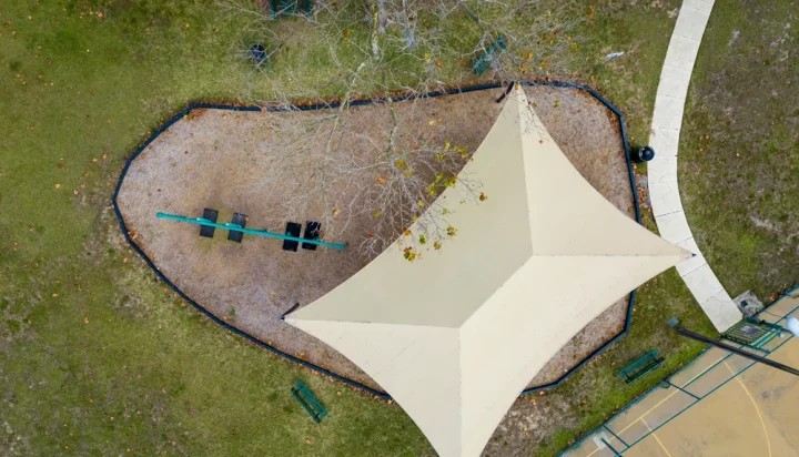 ProPlaygrounds's tweet image. This project included designing and install a new playground system, shade structures, and benches to establish a well-rounded play area for the community.  We focused on creating a space where families can gather. #theplaygroundexperts #playgrounds #proplaygrounds