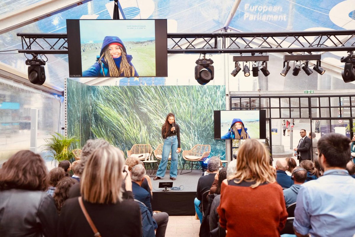 <a href="/InkaCresswell/">Inka Cresswell</a>, marine biologist, shares her love for the ocean through powerful photos &amp; personal stories, showing how marine species are nearing extinction &amp; ecosystems are collapsing. Marine Protected Areas are vital to restoring ocean life. It’s time to #RethinkFisheries! 🌊