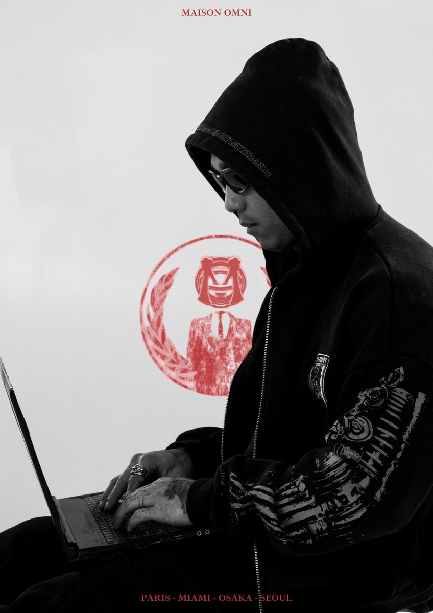 Gm

Thank god for the day 🖤