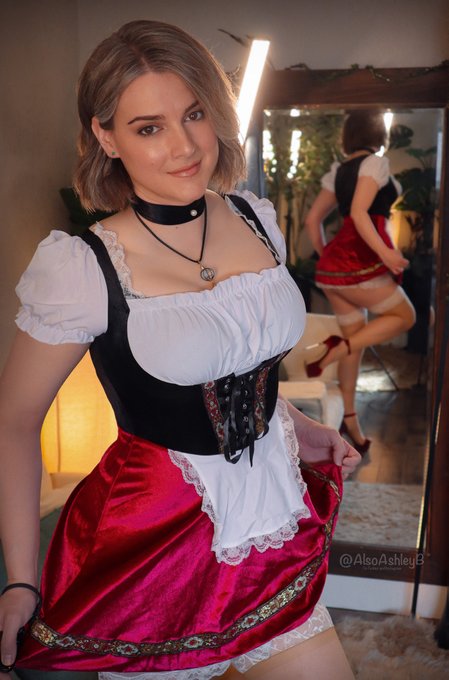 Ready for Oktoberfest this year? ? (Fun story btw... put "Beer Maid" into the gif search here and look
