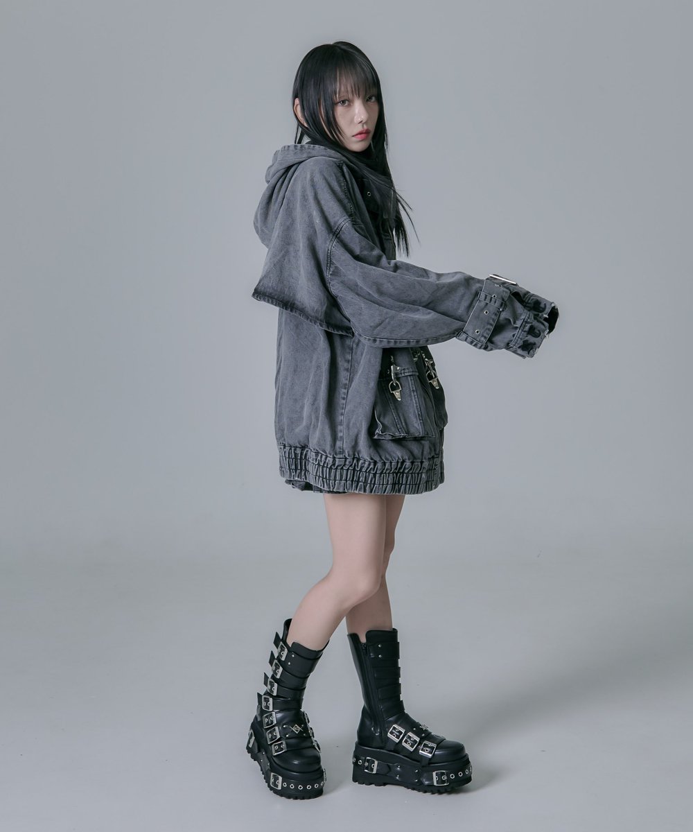 👁‍🗨REFLEM(レフレム) NEW ARRIVAL ベルト付きハイネックZIPパーカー