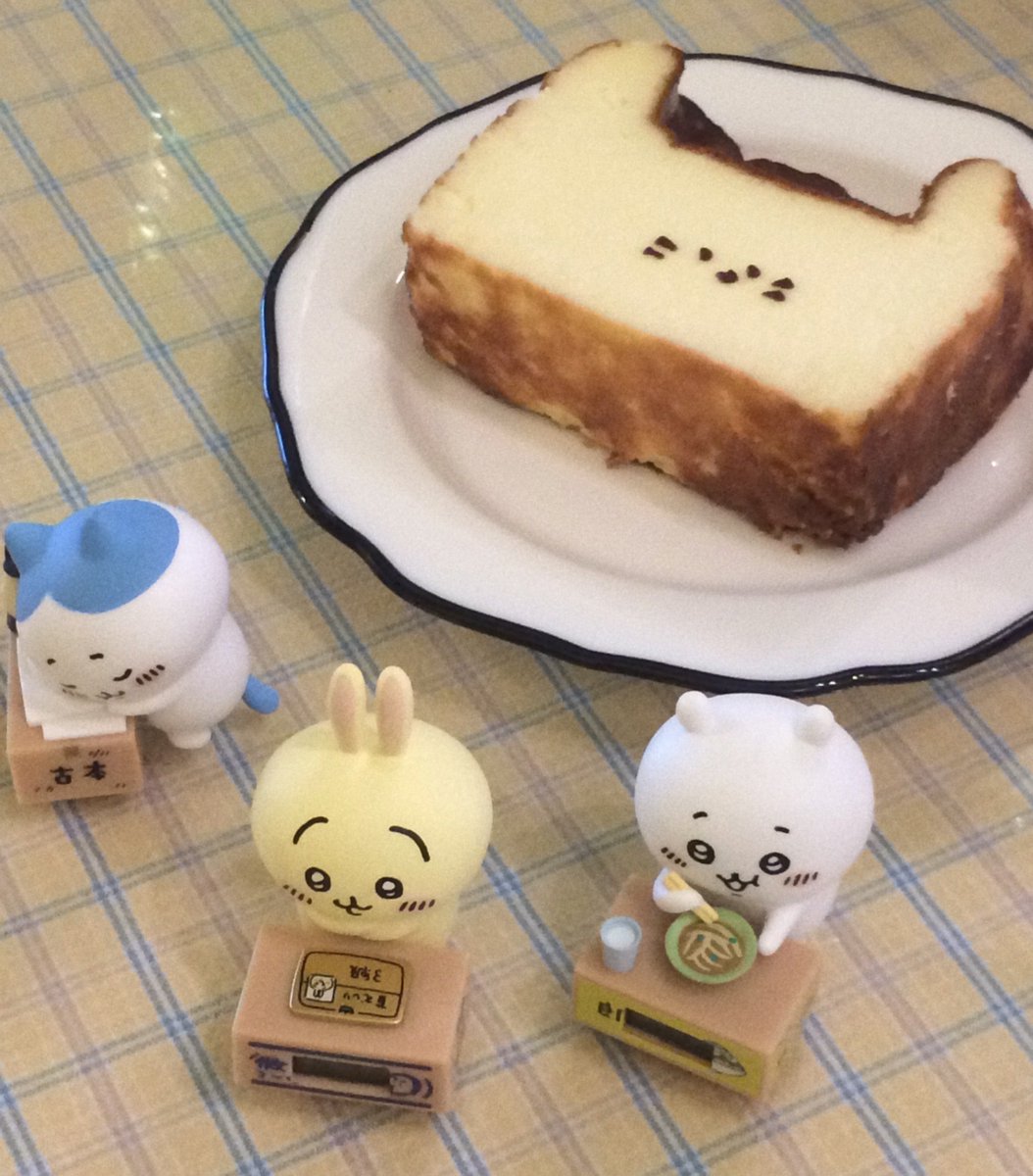 reume01's tweet photo. ➰연남 스윗헤르츠

디저트 맛집.. 산도랑 바치케 최고 ♡︎
츄플레이에서 귀여운 아이들도 데려옴 https://t.co/aWXsYve3QT