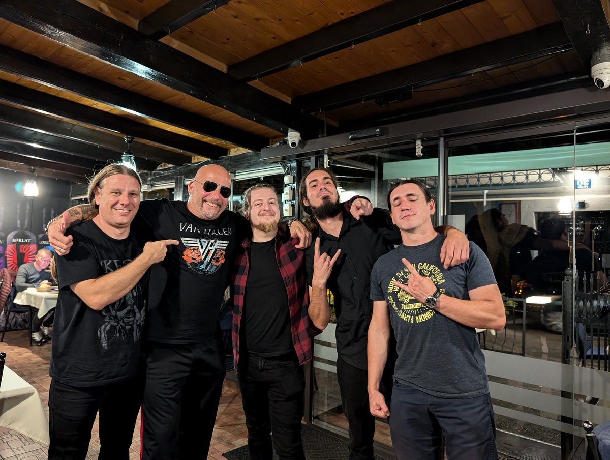 carl_fornia's tweet photo. Always a pleasure to hang out with the guys of @OfficialKeops. Metal is religion! 😎🤘 https://t.co/ud3qH5icwR