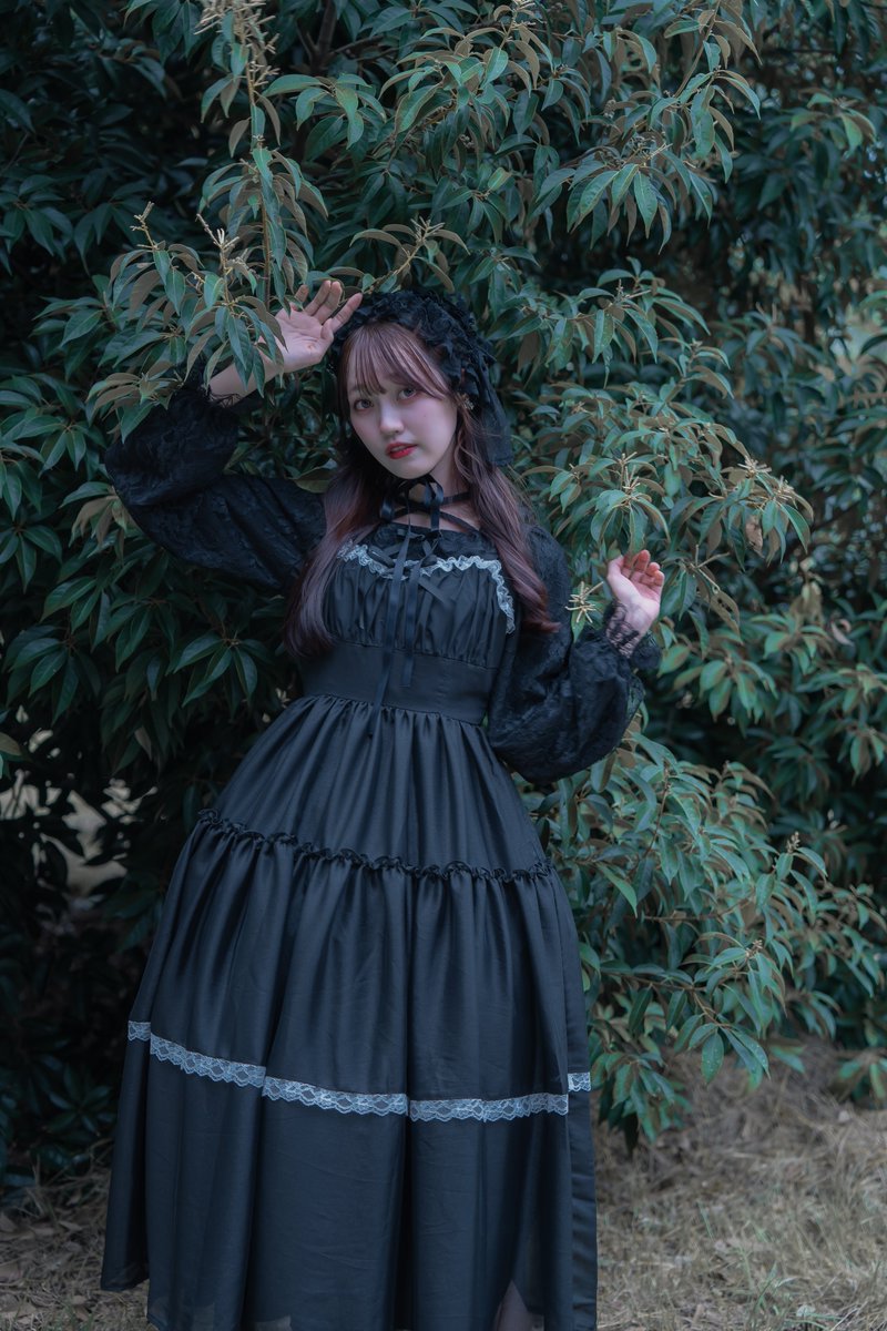 aliceee1010's tweet photo. 【再販＆色追加決定！】
即完売したしまむらで買えちゃうロリィタ風のお洋服が再販されます！
更にサックスとブラックが新しく追加されました！
布量も増えたのでパニエを履いてふわっと広がるシルエットをもっと楽しめちゃいます♡
10/5からしまむらオンラインで受注販売です🎀 https://t.co/NixK1FiBfY