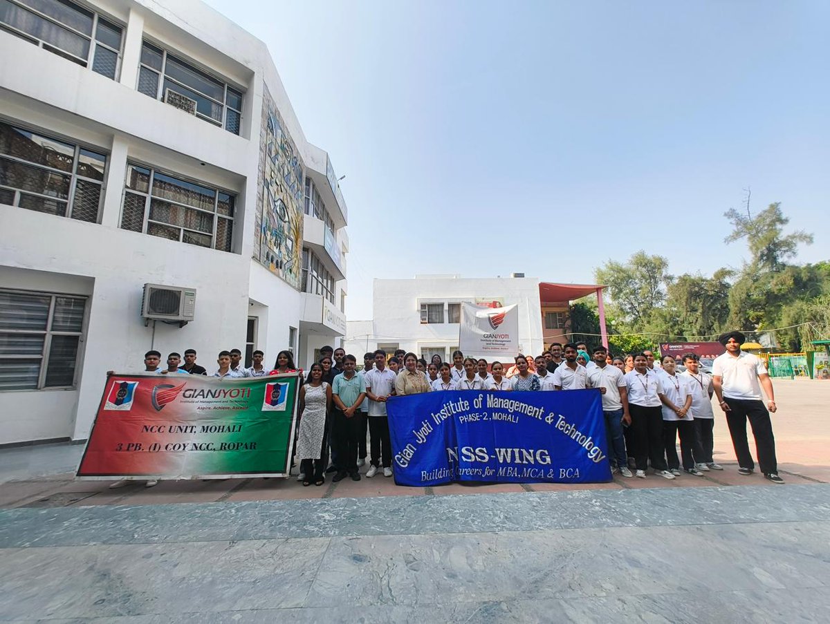 Swachhta Abhiyan under the 'Swachhta Hi Seva' initiative by NSS Volunteers in collaboration with NCC Cadets
Organized by the NSS Team of GJIMT Mohali under the guidance of Honorable Chairman Mr. J.S. Bedi. The Swachhta Rally was flagged off by Honorable Director, Dr. Aneet Bedi.