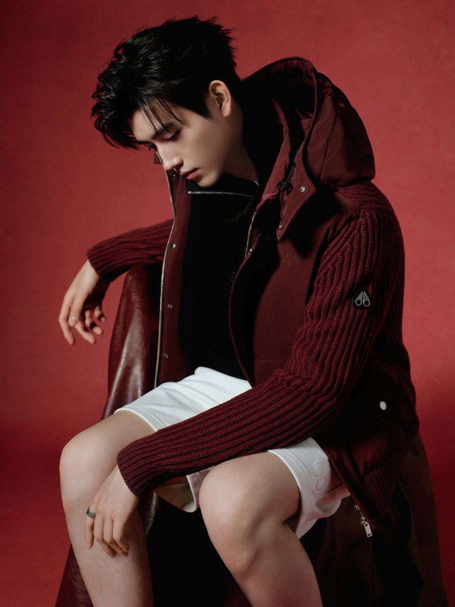 PrincessJINGYI's tweet image. #ChenFeiyu for #MooseKnuckles