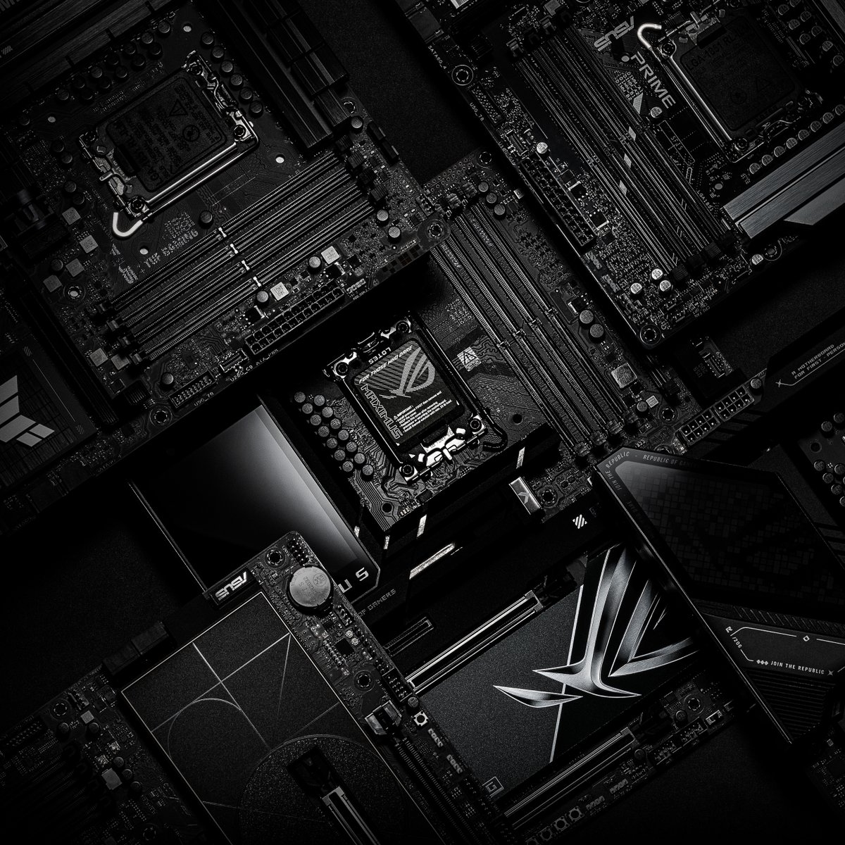 ASUS_ROG_IN's tweet image. Are you ready to level up? 🎮 Prepare for a new era of power and innovation. 👀

#IntelNextGenMotherboards #NextGenGPUsReady #AdvancedAiPCReady #WiFi7