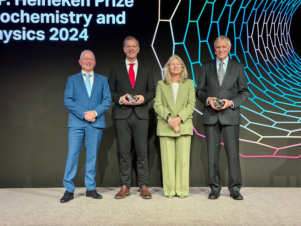 Congratulations to Ruedi Aebersold for the award of the prestigious Heineken price! So proud to be an Aebersold alumna <a href="/ETH_en/">ETH Zurich</a> <a href="/IMSB_ETH/">IMSB_ETH</a> #proteomics #TeamMassSpec