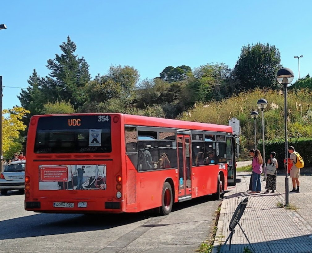 BlogBusurbano's tweet image. &amp;gt; @UDC_gal: #Lín7 y #Lín14 se unen a la bonificación de tarifas para los universitarios del #CampusDeRiazor.

Hoy, primer día de octubre de 2024, se activan novedades tarifarias en el bus urbano de Coruña para el estudiantado universitario.

&amp;gt;&amp;gt;&amp;gt;

busurbano.blogspot.com/2024/10/UDC-Li…