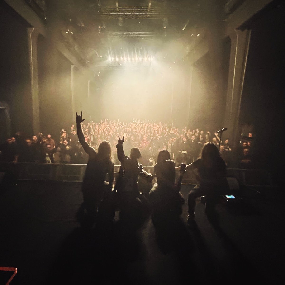 Thank you so much Eskilstuna! 🔥
Next up: Uppsala

Photo by Alex Parpinel

#cyhra #esp #sennheiser #rockdenim #vans #espjapan @espguitars @espguitarsjapan @sennheiser @rockdenimcom @vans @vans_europe