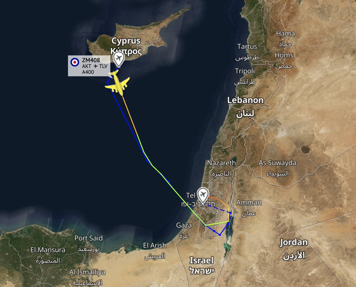 🚨 Last night, the UK sent a huge A400M military transport plane from its base on Cyprus to Tel Aviv. 

The A400 can carry 116 soldiers and a 81,600 lb payload.