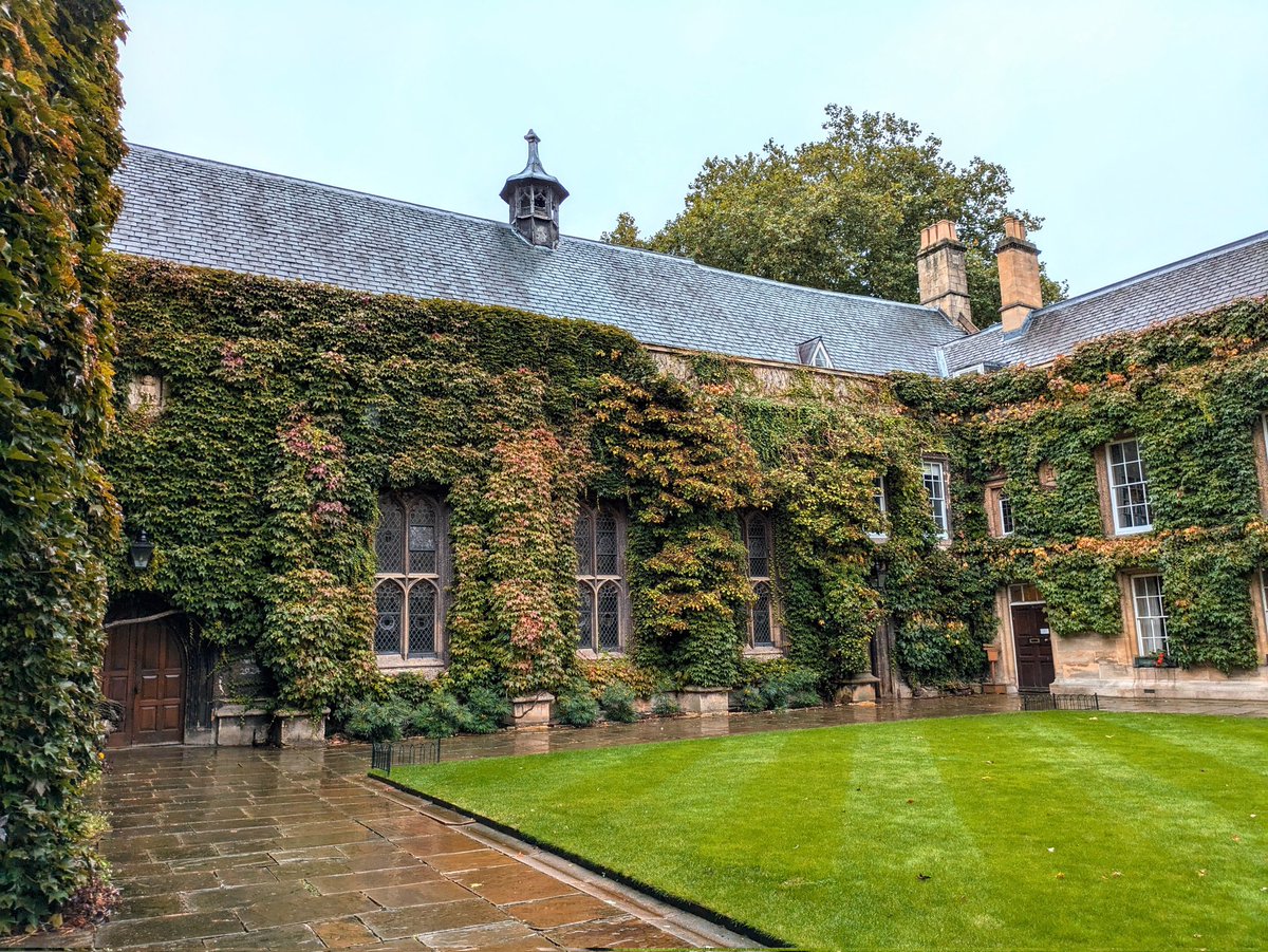 Joanna Raisbeck (@joanna_raisbeck) on Twitter photo I'm very pleased to be starting as Montgomery Fellow in German Literature at <a href="/LincolnOutreach/">Lincoln College Oxford</a> <a href="/OxfordModLangs/">Oxford Modern Languages</a> today - very much looking forward to the new term and the new academic year! I'm very pleased to be starting as Montgomery Fellow in German Literature at <a href="/LincolnOutreach/">Lincoln College Oxford</a> <a href="/OxfordModLangs/">Oxford Modern Languages</a> today - very much looking forward to the new term and the new academic year!