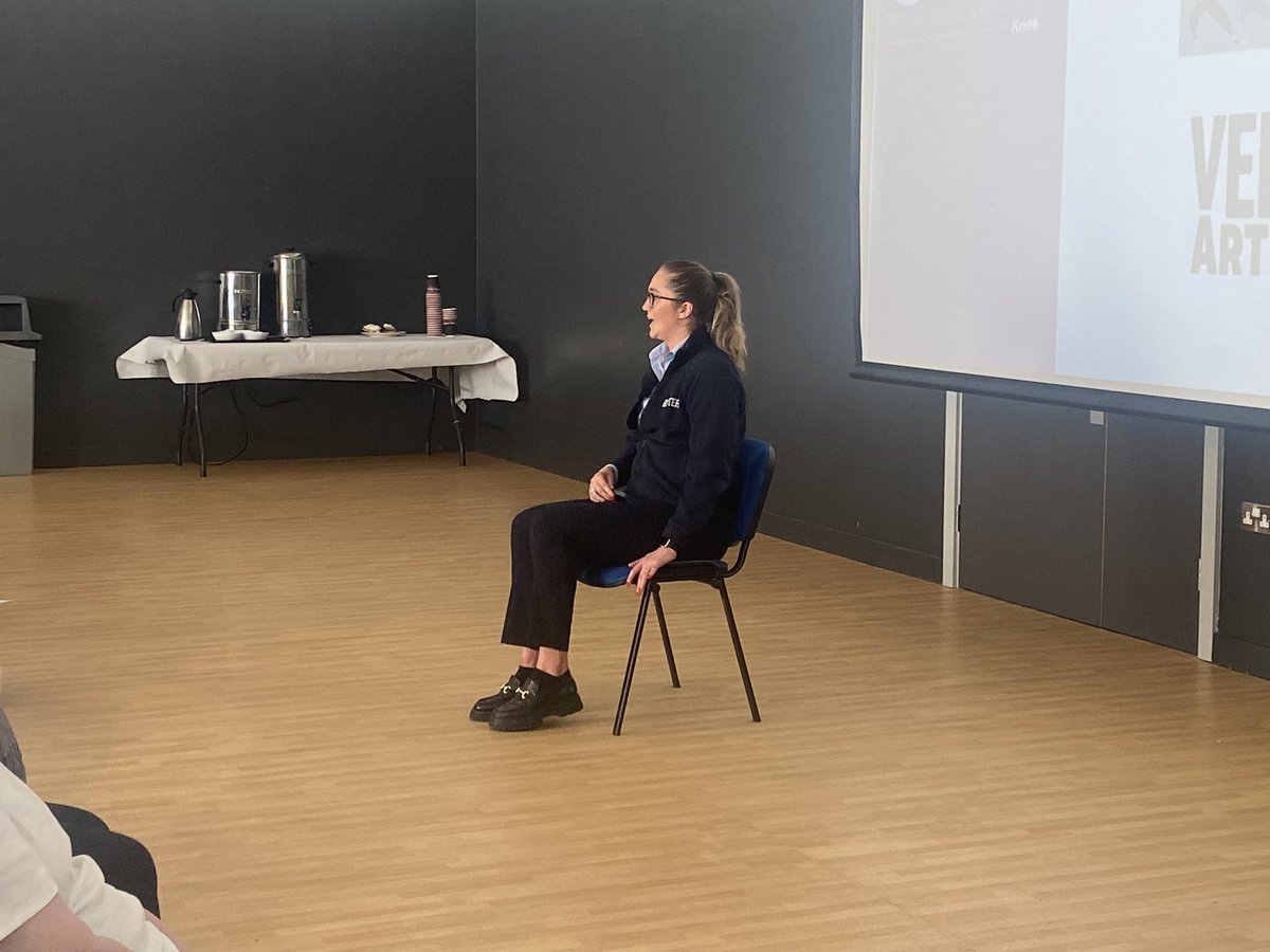 The team at <a href="/Better_NI/">Better Belfast</a> demonstrating gentle strengthening programmes at OAK knee programme