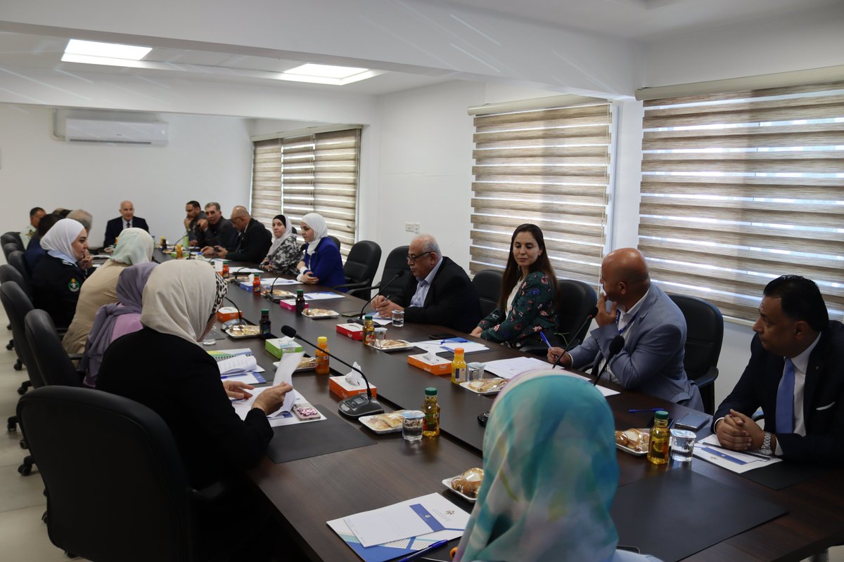 JcdcGov's tweet photo. "مكافحة الأوبئ��" يعقد الاجتماع الأول للمجلس التنفيذي لشبكة المختبرات الوطنية

#المركز_الوطني_لمكافحة_الأوبئة #الأردن https://t.co/P9H7f6Cl4v
