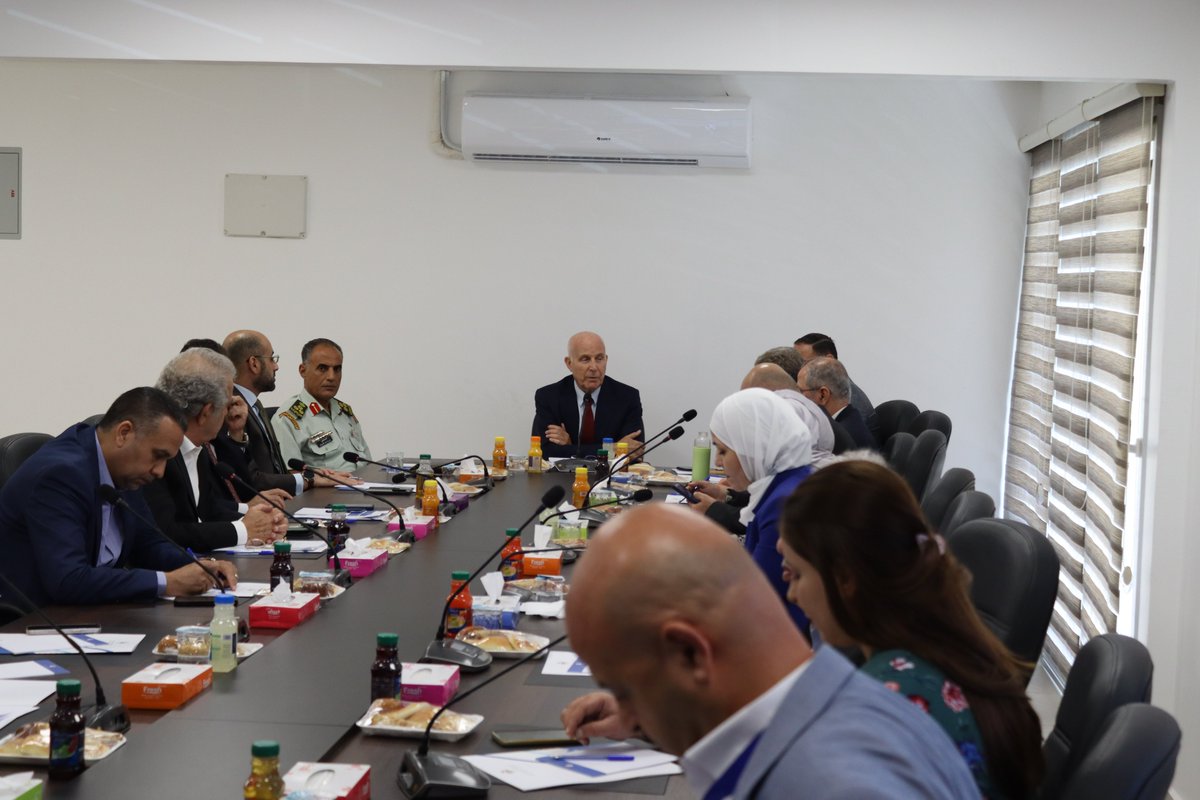 JcdcGov's tweet photo. "مكافحة الأوبئ��" يعقد الاجتماع الأول للمجلس التنفيذي لشبكة المختبرات الوطنية

#المركز_الوطني_لمكافحة_الأوبئة #الأردن https://t.co/P9H7f6Cl4v