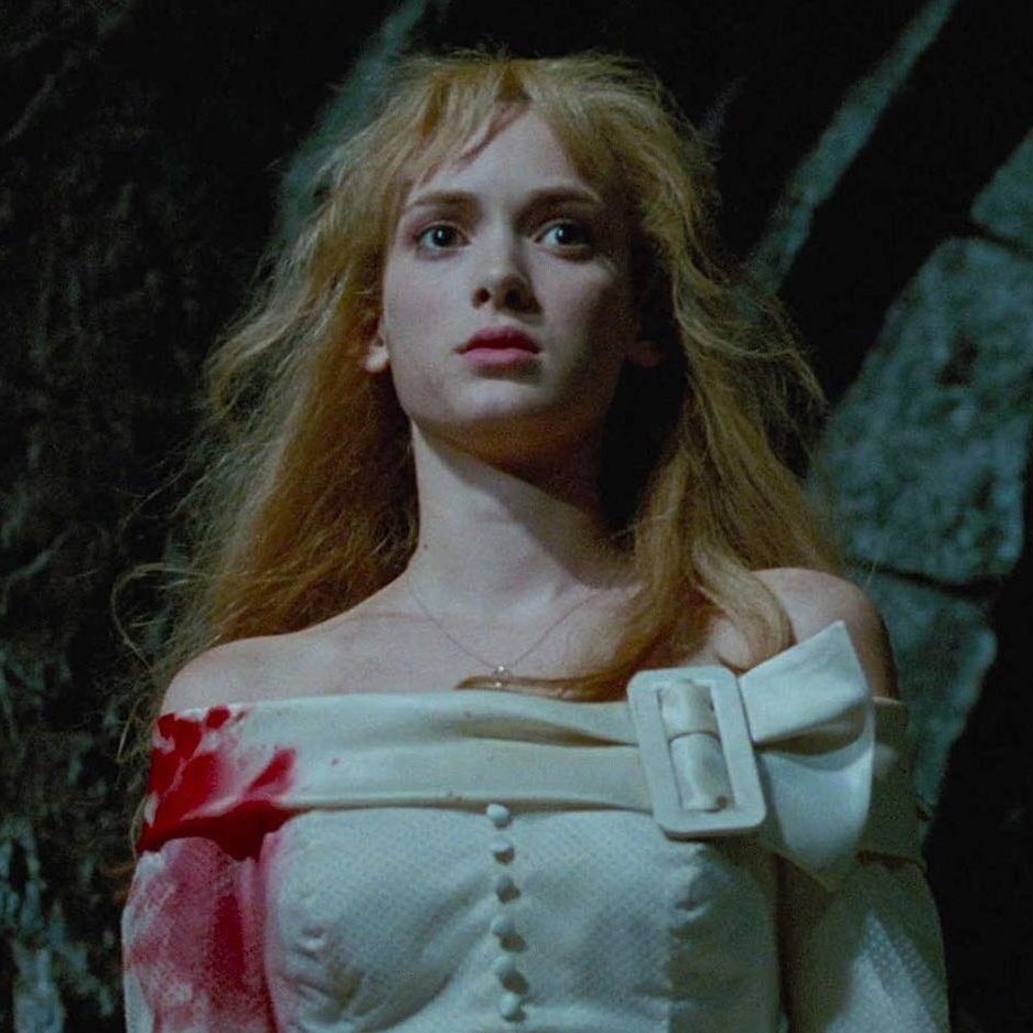 c0wboylikeryder's tweet photo. happy winona ryder month! https://t.co/2hPjdUlfzj