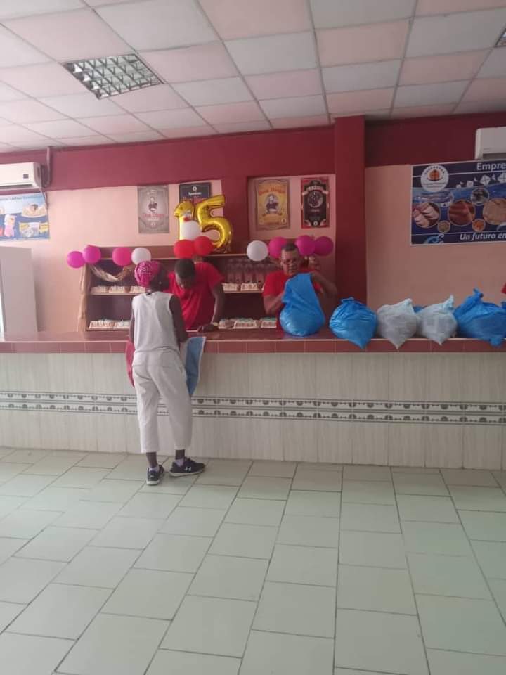 En la red de establecimientos del Comercio en Guantánamo se realiza la comercialización de un módulo para los adolescentes arribantes a 15 años.
#ComercioCuba