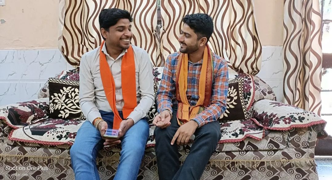 LThakurrss's tweet photo. बड़े भाई @AdeshRana20 जी को
जन्मदिन की बहुत-बहुत बधाई व शुभकामनाएं..!!
प्रभु श्री राम की कृपा सदैव आप पर बनी रहे.. ईश्वर आपको सद्बुद्धि, सुख, शांति, समृद्धि व दीर्घायु प्रदान करें.. आपकी हर मनोकामना पूर्ण हो..!!
जय श्री राम https://t.co/m9lHeoP274