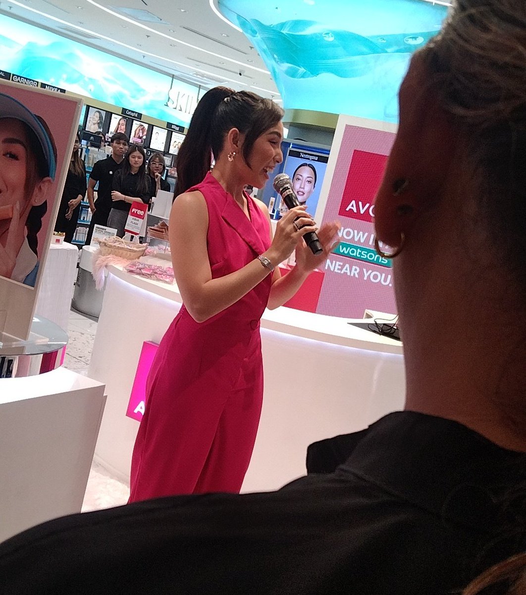 alwaysskyline's tweet photo. sooo pretty 🎀🎀🎀 https://t.co/z0kPUcALAl