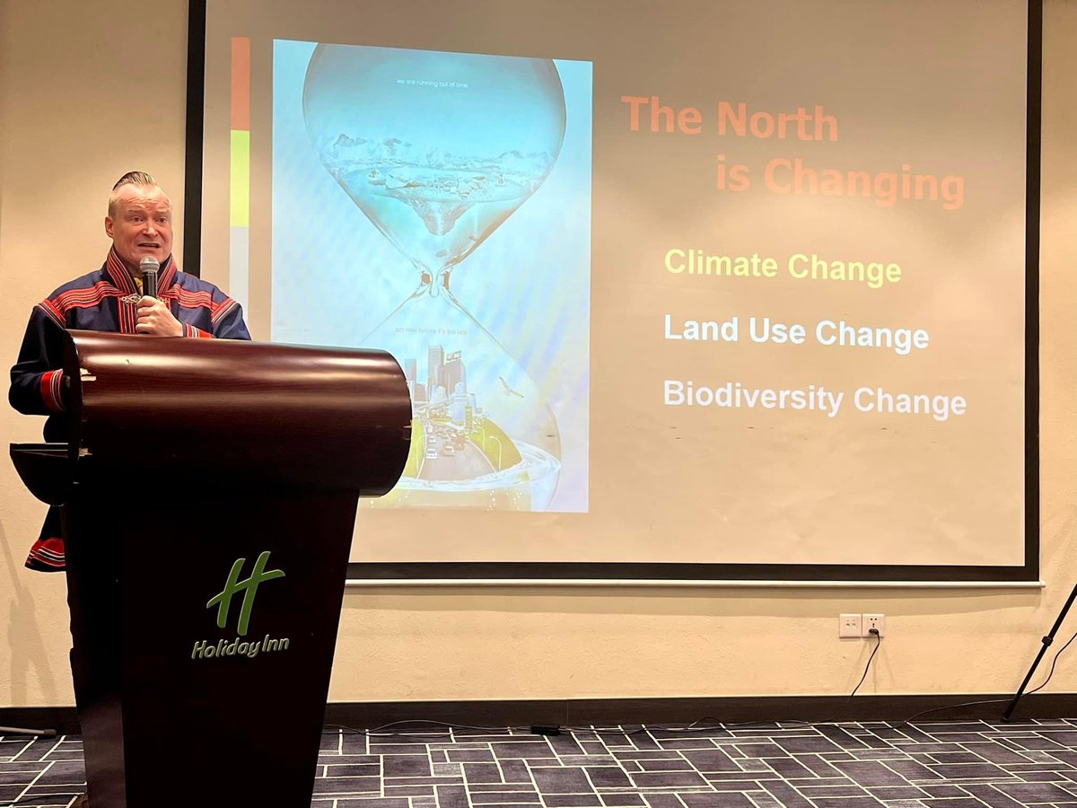 Хүлэрт намагтай 20К га талбайг нөхөн сэргээх замаар 594,000 тн СО2 бууруулах төсөл эхэллээ. Монгол орны газар нутгийн 2%-ийг эзэлж буй хүлэрт намгархаг экосистем нь гол мөрнийг тэтгэж, хөрсний элэгдлээс сэргийлж, ойн болон тариалангийн усны эх үүсвэрийг хадгалдаг. <a href="/MECCMongolia/">БАЙГАЛЬ ОРЧИН, УУР АМЬСГАЛЫН ӨӨРЧЛӨЛТИЙН ЯАМ</a>