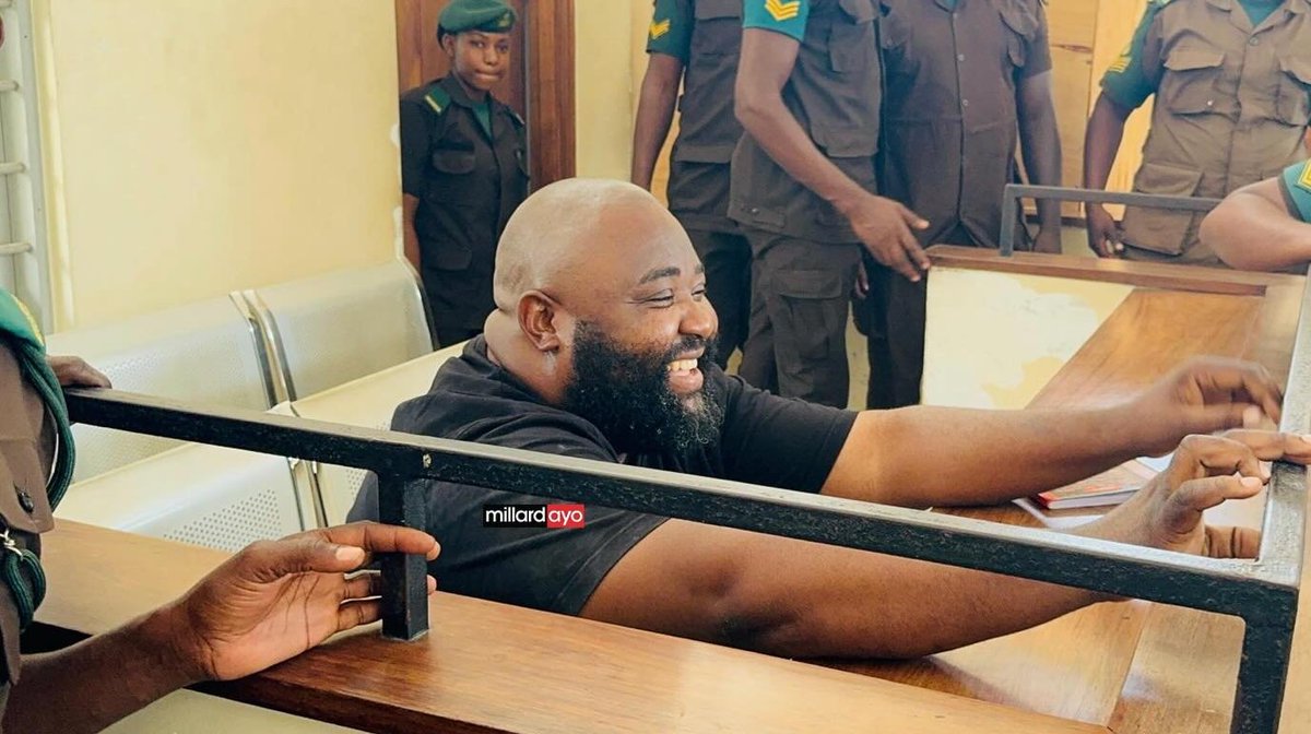 Huyu Mwamba kwa spirit aliyokuwanayo na mambo aliyokuwa anatufanyia,

Either akiwa chini ya Polisi ama Mtaani anastahili kupata ushindi wa kishindo wa Uenyekiti Kanda ya Pwani.