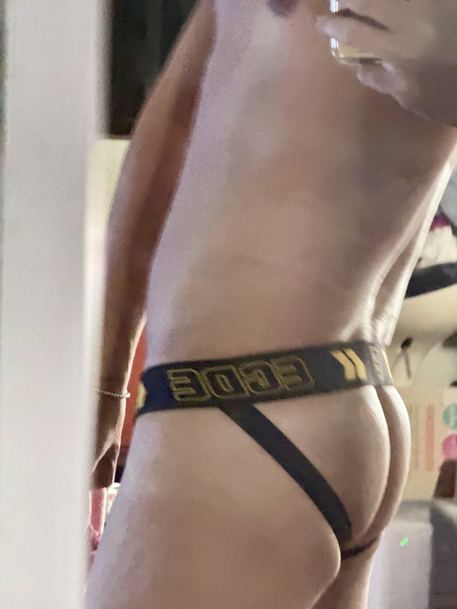 如果心情不好要怎麼做？
約打炮還是打手槍？

<a href="/EGDE_UNDERWEAR/">EGDE JAPAN</a>