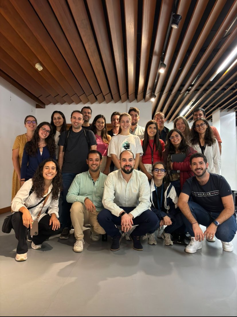 We have a new PhD in our group 🙌🏽

We are very pleased to congratulate <a href="/EJCastanheira/">Edgar Castanheira</a> on this remarkable achievement!! 👨🏽‍🎓

A big thanks also to his supervisors <a href="/jmm_rodrigues/">Joao M. M. Rodrigues</a> and <a href="/joaofmano/">João Mano</a> for their continuous support and guidance throughout this #cryogelation journey ❄️