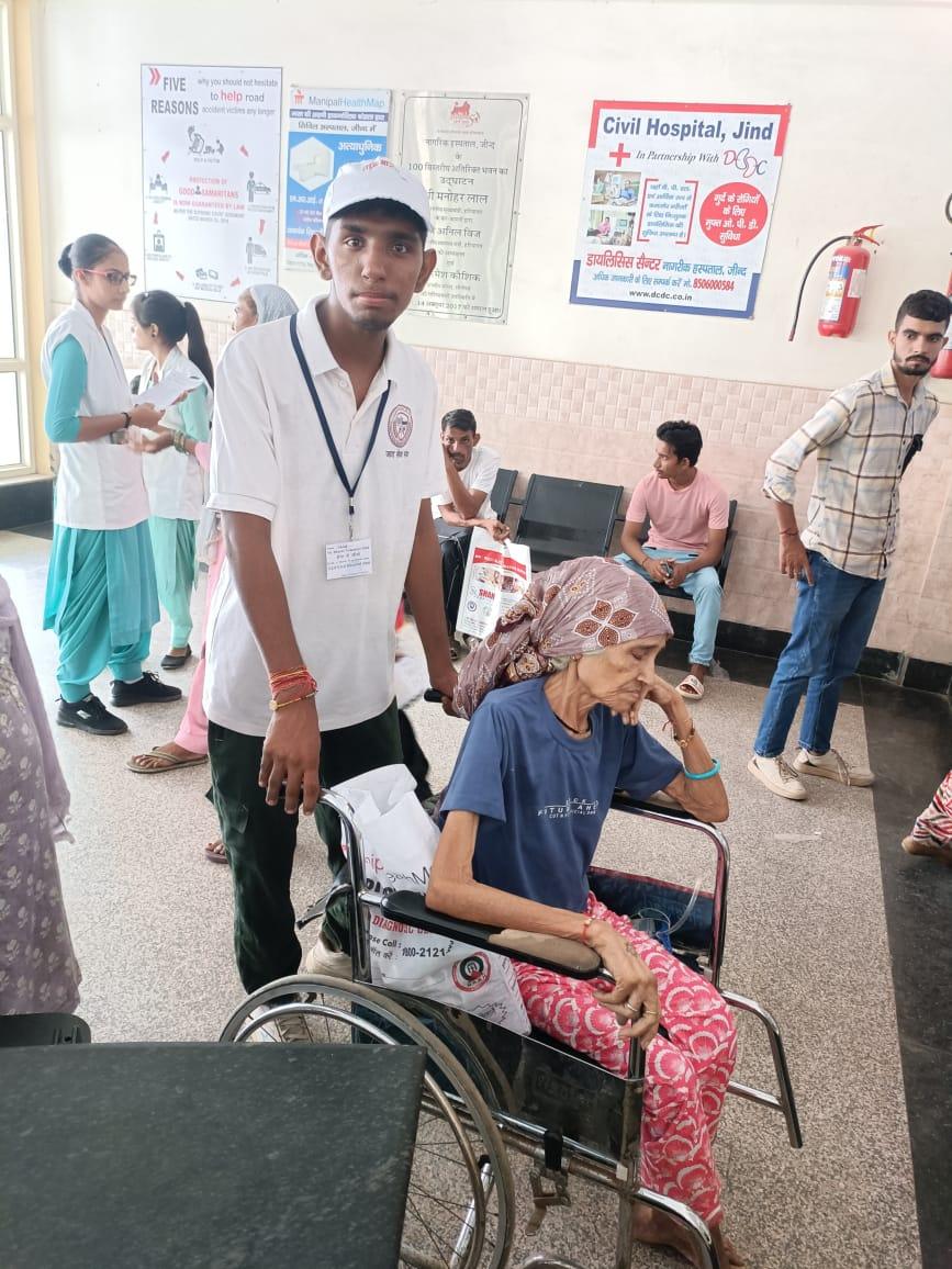 mybharatgov's tweet photo. #SevaSeSeekhen, youth are taking responsibility and improving services in hospitals. Their contribution is helping shape a stronger, healthier India! #MYBharat https://t.co/jq9wb50j2d