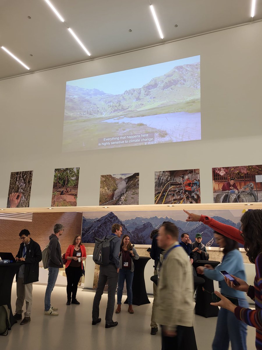 🤔What is hydrogeology and why does it matter? We interviewed renowned Swiss hydrogeologists for the World Groundwater Congress (<a href="/iahgroundwater/">IAHgroundwater</a>) in Davos🇨🇭They explained the crucial role of managing  water resources. Interviews on our website (🔗 in bio) (📷 E. Kenda, E. Berdat)