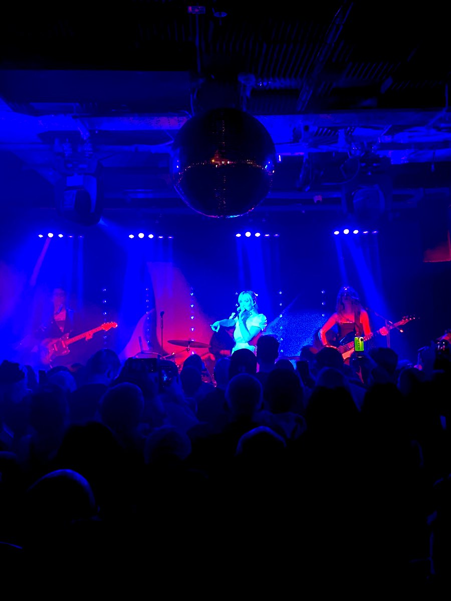 Mark Sutherland tweet media