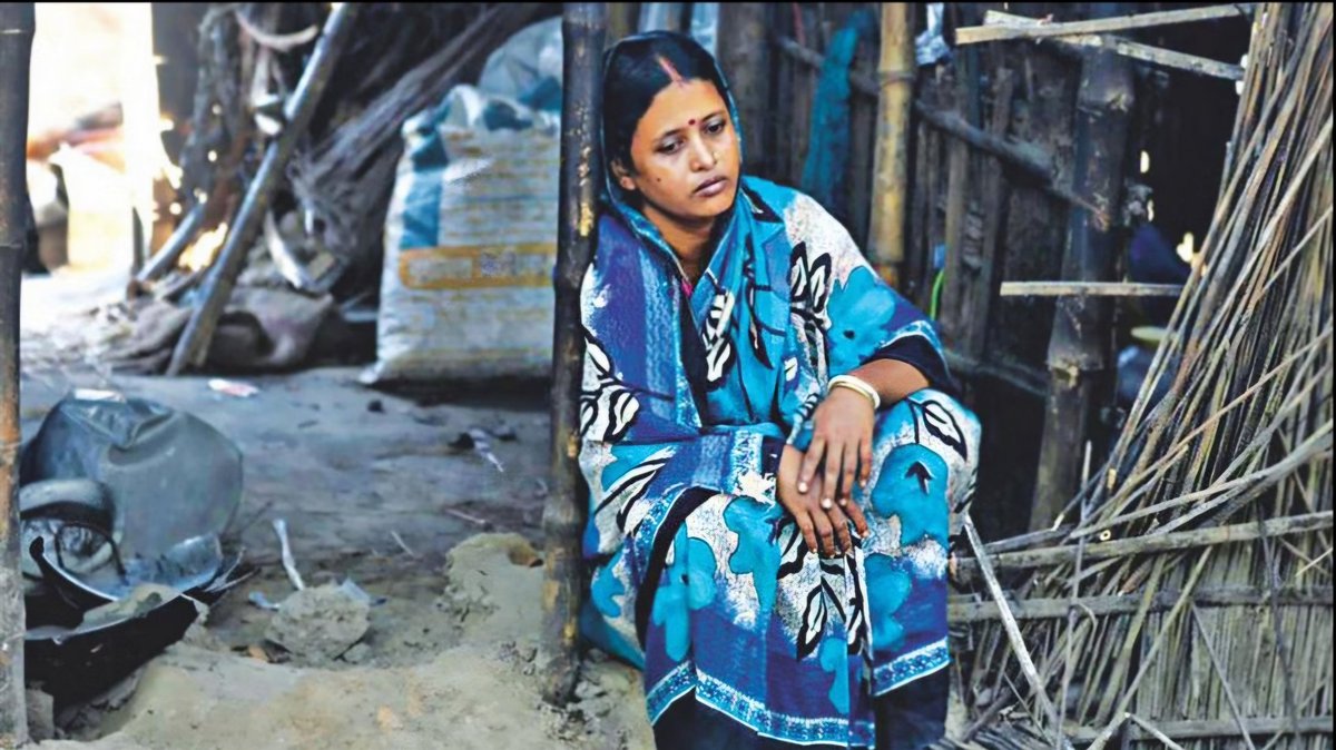 PersecArchive's tweet image. On October 30, 2016, a horrific wave of violence was unleashed upon the Hindu community in Nasirnagar, Brahmanbaria, Bangladesh, after a fabricated Facebook post accusing 15-year-old Rasraj Das of blasphemy against Islam surfaced. Despite Rasraj denying the accusations and…