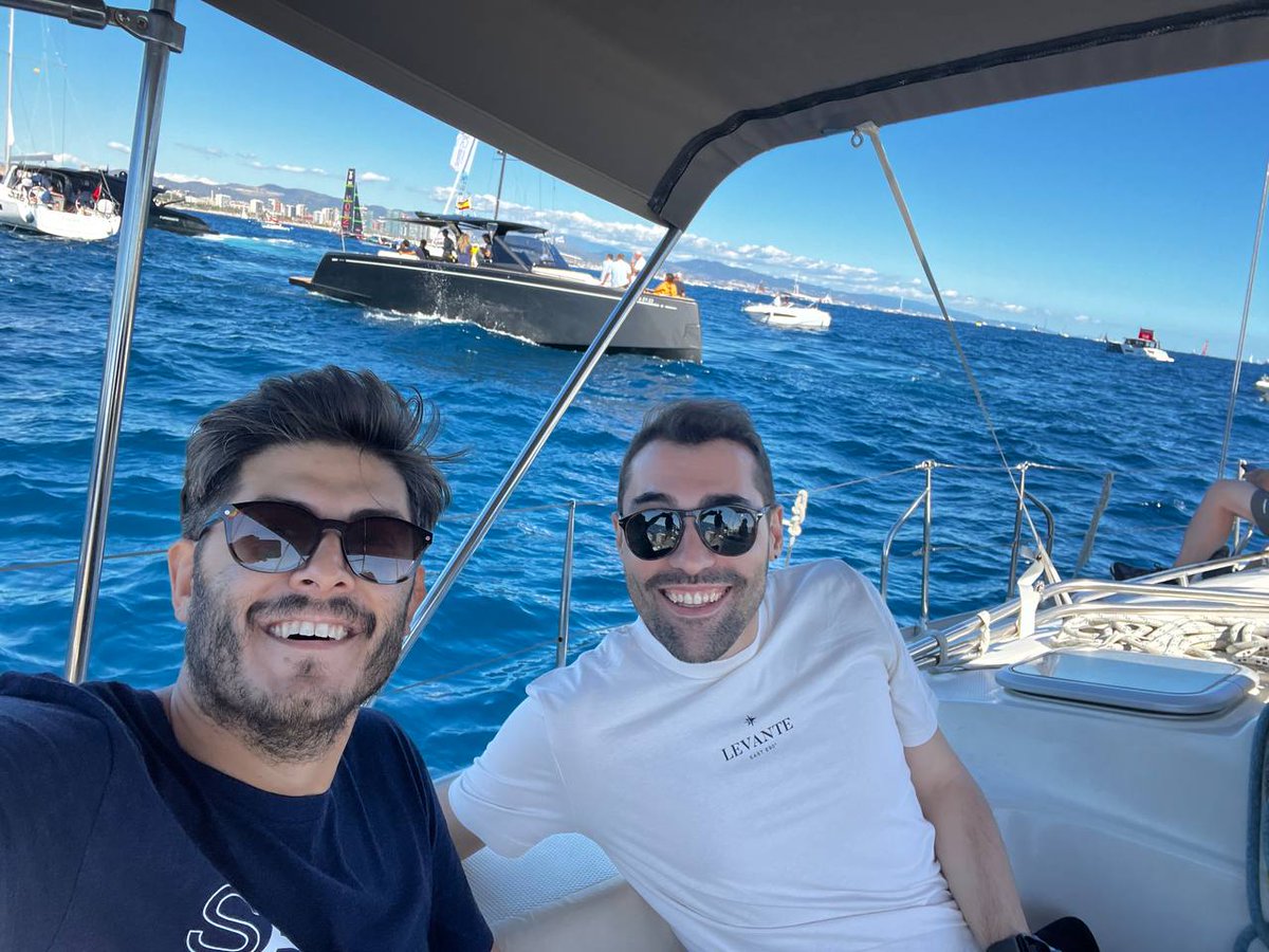 Here are some incredible shots from this weekend, Crewmates! ⚓️

The America's Cup Raffle winners have made it to Barcelona and had an amazing time with the SailingDAO core team.

Just take a look at this stunning view, fam! ⛵️