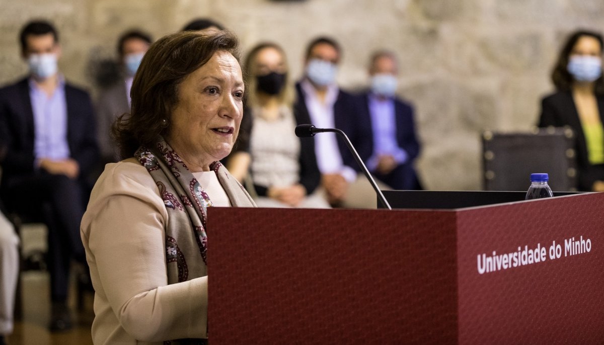 Assembleia Municipal de Braga aprova voto de pesar e cumpre minuto de silêncio por Joana Marques Vidal
rum.pt/news/assemblei…