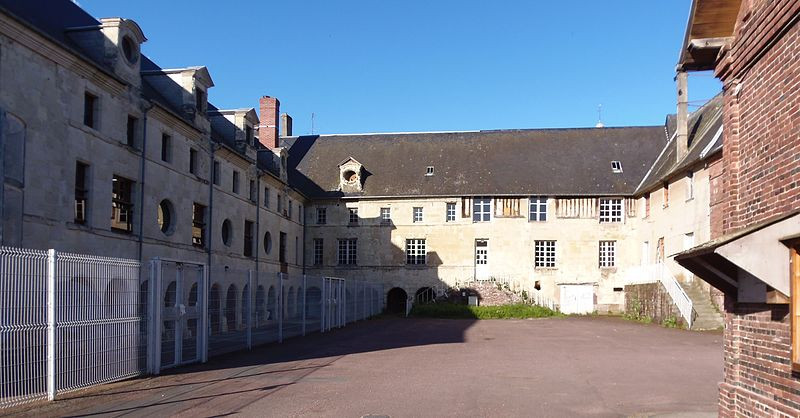 MonumentumFr's tweet photo. Ancien couvent des Augustines, école de musique à #Orbec (#Calvados) Construction 1ère moitié XVIIe siècle. Façades et toitures de l'ensemble des bâtiments (cad. AB 346, 347) : inscription par arrêté du 29 déce...
Suite 👉 https://t.co/ogaXtTi6yt
#Patrimoine #MonumentHistorique https://t.co/Dx2N13GIdO