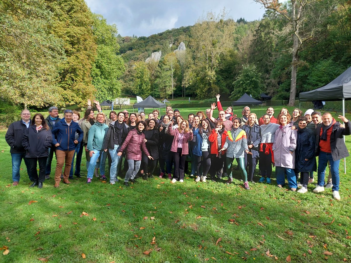 🙌 The ETUI team out in force at our annual away day to discuss our 5⃣ priorities in our upcoming work programme:

1⃣ Empowerment of #TradeUnions
2⃣ A new socio-ecological contract
3⃣ A fair deal for #workers
4⃣ Democracy reinforced
5⃣ Capacity building for trade unions

👋 Big
