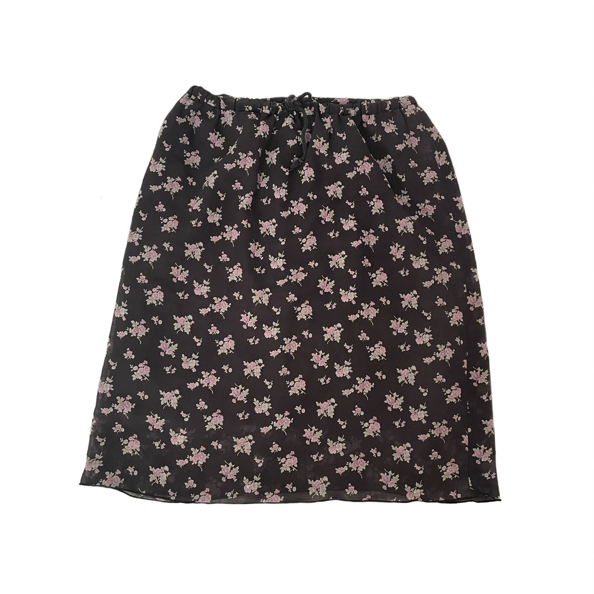 ivvhpsm's tweet photo. กระโปรงผ้าลื่น ลายดอกไม้ สีจริงออกน้ำตาลดำเข้มๆ มีซับใน
✿ 45.- baht
waist 24-26
length 21
defect รูร้อยเชือกฝั่งขวาขาดเล็กน้อย https://t.co/8T2ulIXyC8