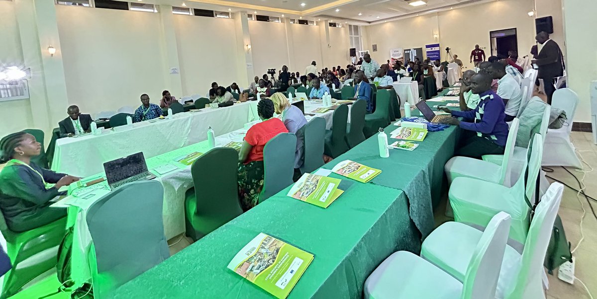 Key compliance asks from Civil Society Leaders at the #CSOEasternUgandaConference:  
👉🏿Decentralise systems to avoid duplicating processes
👉🏿 Strengthen capacity building for client-centered service delivery
👉🏿 Cut down high compliance fees
👉🏿 Automate all compliance processes