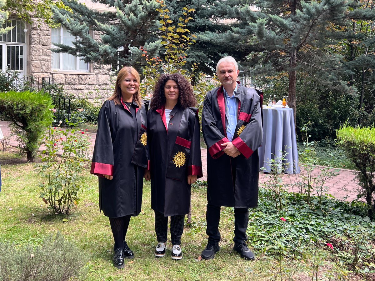 Sebnem Arslan tweet media