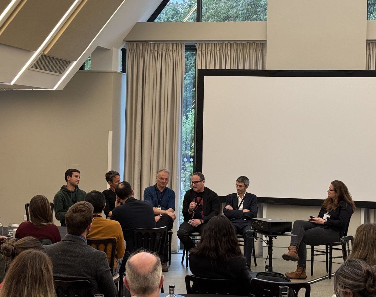 KatjaKornysheva's tweet image. Our MindInMotion workshop happened yesterday tinyurl.com/yztc6z8d. Thank you to all delegates for the open cross-sector discussions on the future of neurorehab! @blamlab @uhammerbeck @ChiouChloe @Tnightingale10 @GaleaLab and many others @LES_UniBham @ncode_network