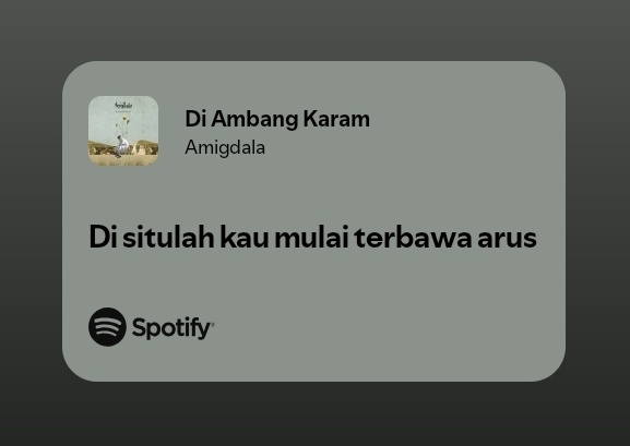 cielsell's tweet photo. "nyoba baca au winrina deh, kayanya seru" https://t.co/9DIPH5wBeu