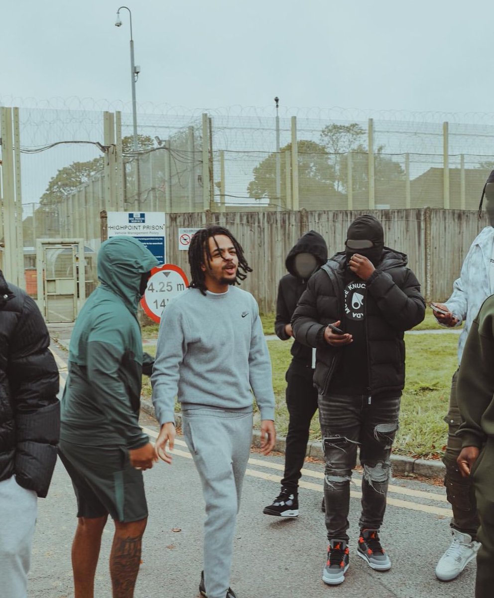 UKRapDaily's tweet image. LOSKI IS FREE.